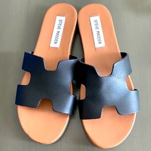 Steve Madden flip flops